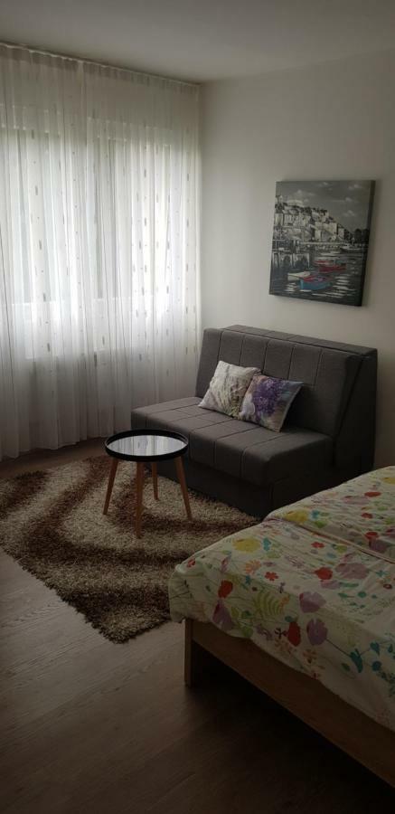 Appartement Orhideja Osijek Extérieur photo